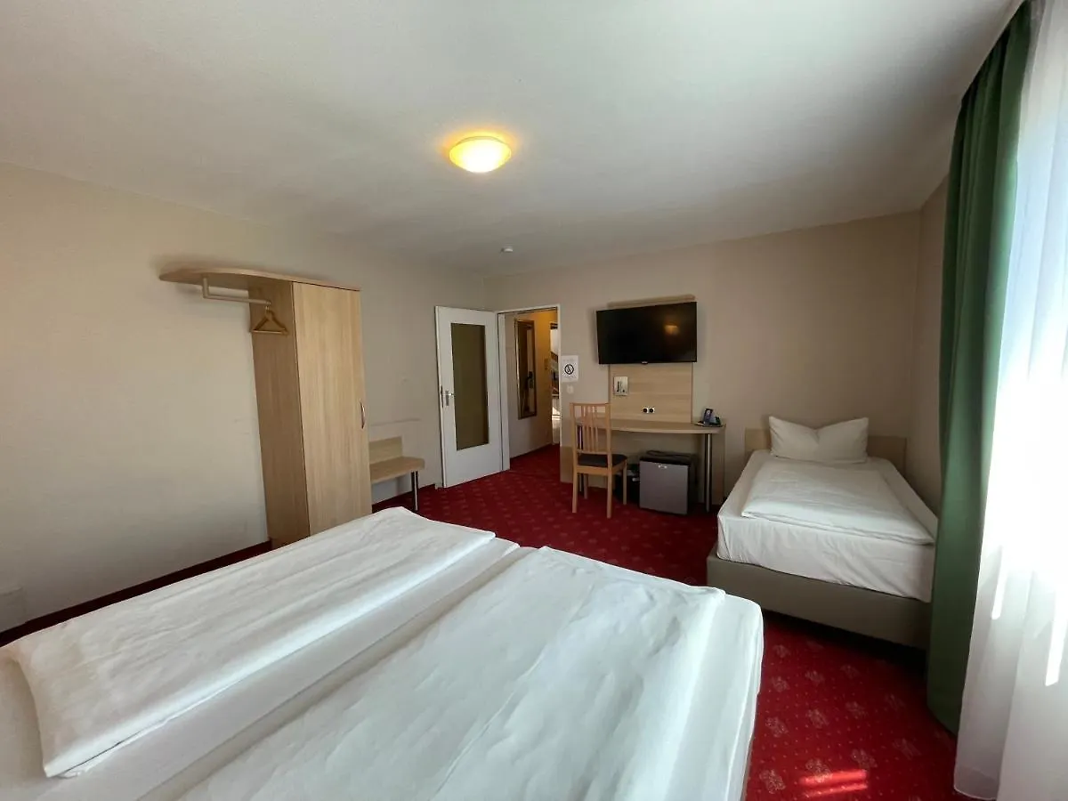 Hotel Hafner - Self Check-In Stuttgart 0*,  Almanya